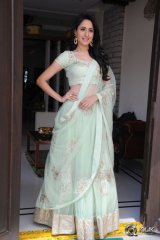 Pragya Jaiswal Interview About Kanche